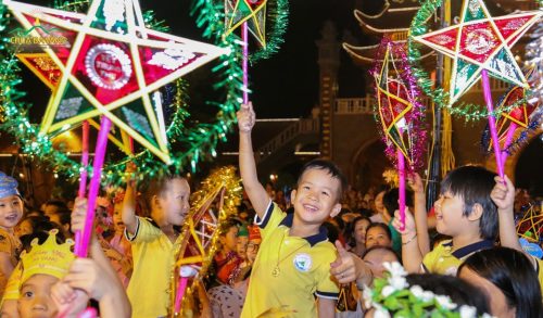 Mid-Autumn Festival In Vietnam – Faculty Of Foreign Languages